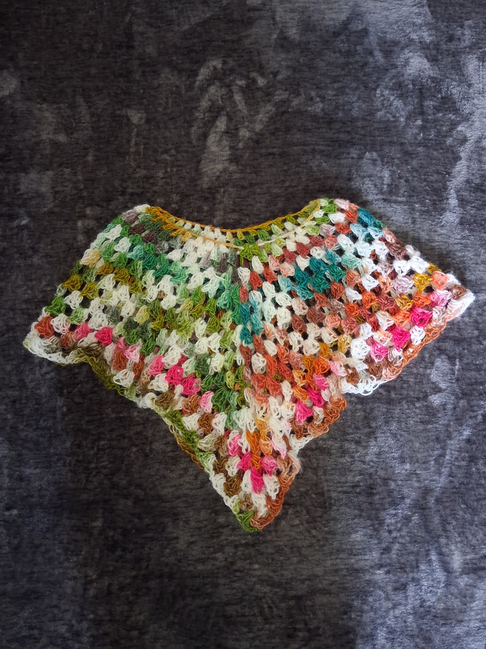 New Handmade Girls/Women Crochet Cape Poncho Sweater  Wool/Acrylic One Size